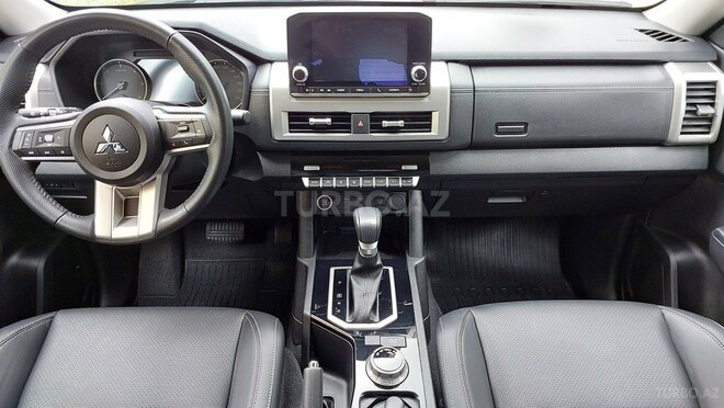 Mitsubishi L200 2024, 69,000 km - 2.4 l - Bakı