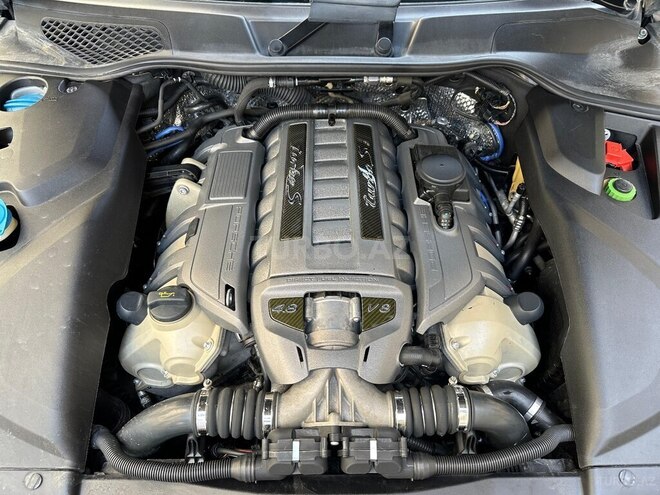 Porsche Cayenne Turbo S 2015, 99,000 km - 4.8 л - Bakı
