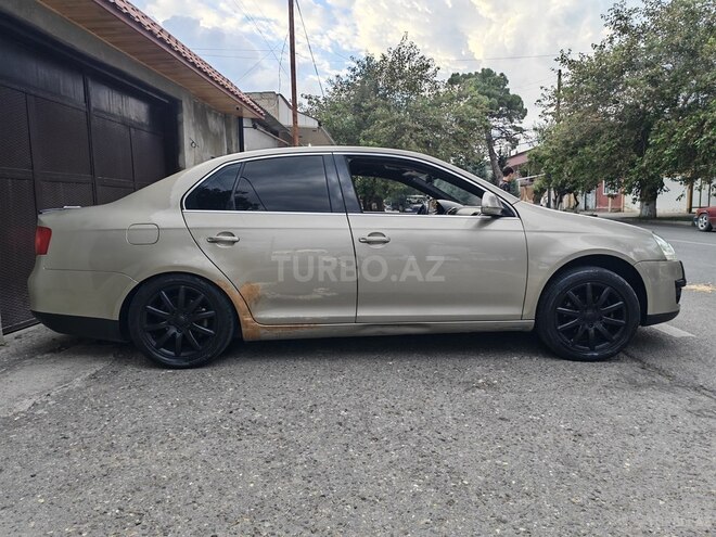 Volkswagen Jetta 2006, 275,000 km - 1.6 л - Xaçmaz