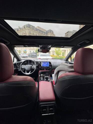 Lexus NX 350h 2023, 27,000 km - 2.5 l - Bakı