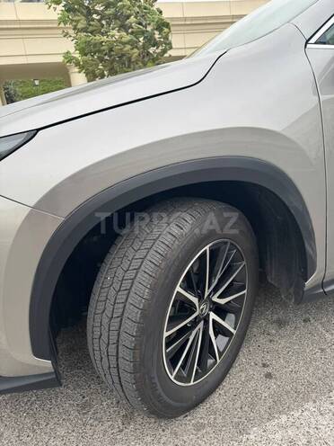 Lexus NX 350h 2023, 27,000 km - 2.5 l - Bakı