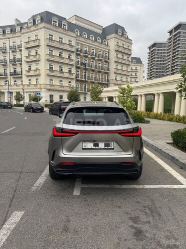 Lexus NX 350h 2023, 27,000 km - 2.5 l - Bakı