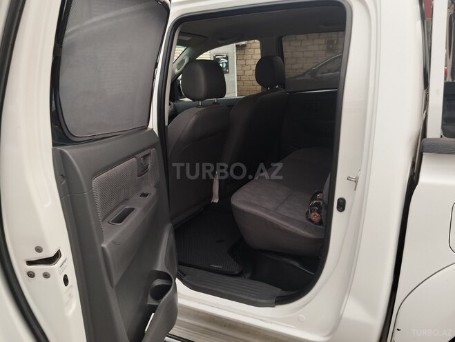 Toyota Hilux 2011, 225,600 km - 2.7 л - Masallı