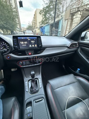 Hyundai  2017, 172,200 km - 2.0 l - Bakı