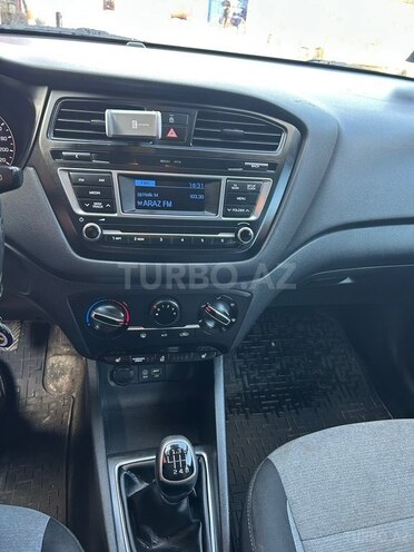 Hyundai i20 2016, 186,000 km - 1.1 л - Bakı