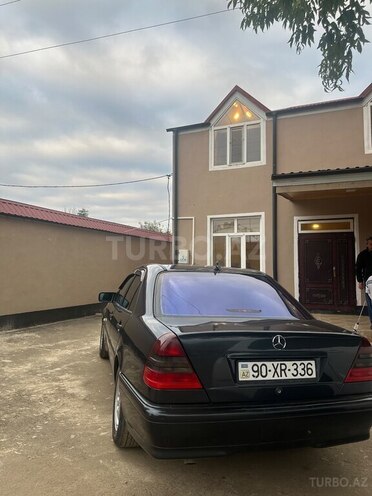 Mercedes C 180 1999, 274,080 km - 1.8 l - Gədəbəy