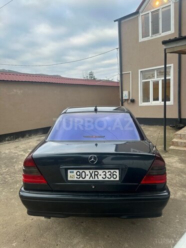 Mercedes C 180 1999, 274,080 km - 1.8 l - Gədəbəy
