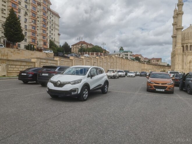 Renault Kaptur 2021, 60,000 km - 1.6 l - Bakı