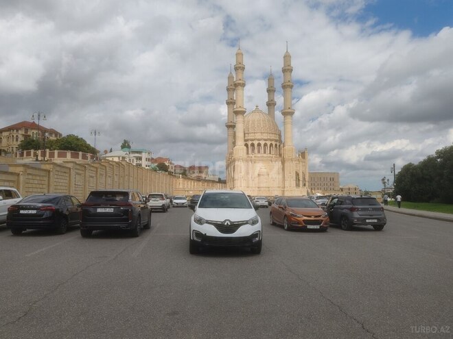 Renault Kaptur 2021, 60,000 km - 1.6 l - Bakı