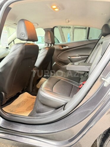 Chevrolet Cruze 2017, 196,000 km - 1.4 l - Sumqayıt