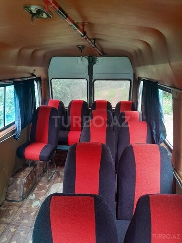 Mercedes 208 D 1993, 500,000 km - 2.3 л - Astara