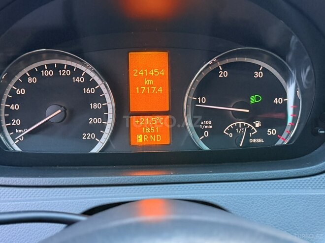 Mercedes  2008, 241,000 km - 2.1 l - Bakı