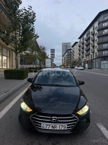 Hyundai Elantra 2017, 260,472 km - 2.0 l - Bakı