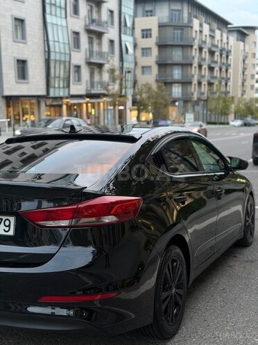 Hyundai Elantra 2017, 260,472 km - 2.0 l - Bakı