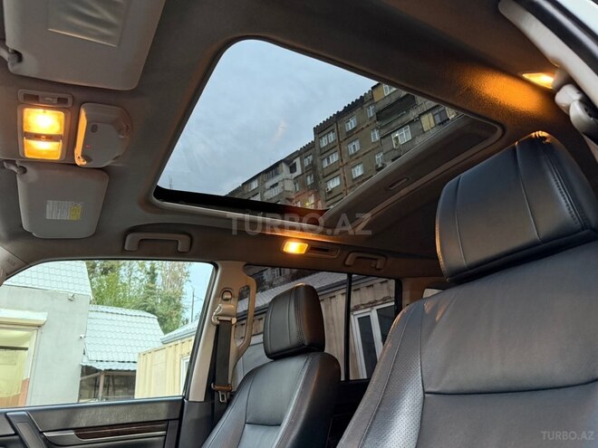 Mitsubishi Pajero 2011, 378,000 km - 3.5 л - Bakı
