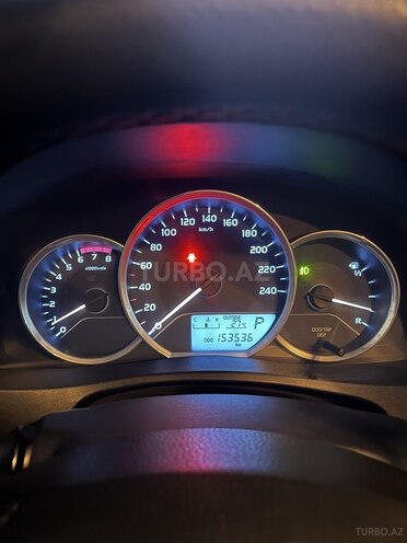 Toyota Corolla 2017, 153,500 km - 1.6 l - Bakı