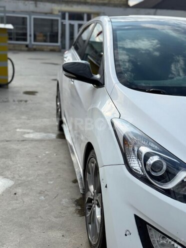 Hyundai i30 2012, 353,000 km - 1.6 l - Sumqayıt