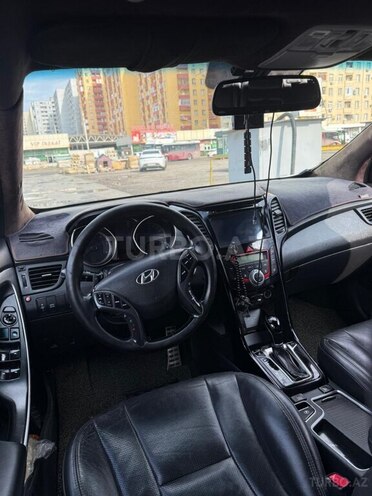 Hyundai i30 2012, 353,000 km - 1.6 l - Sumqayıt