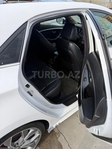 Hyundai i30 2012, 353,000 km - 1.6 l - Sumqayıt