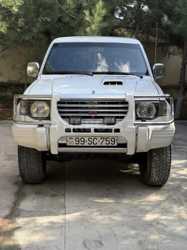Mitsubishi Pajero 1995, 300,000 km - 2.8 l - Bakı