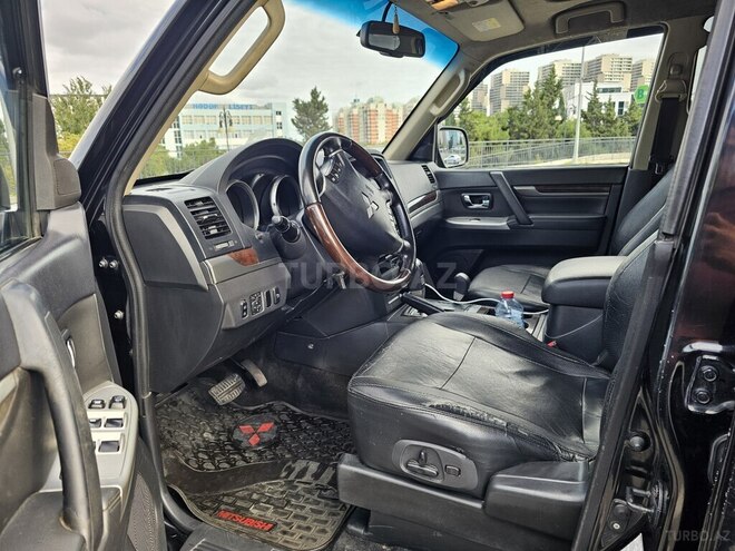 Mitsubishi Pajero 2013, 221,031 km - 3.5 l - Bakı