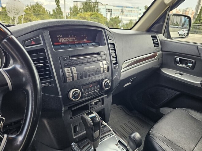 Mitsubishi Pajero 2013, 221,031 km - 3.5 l - Bakı