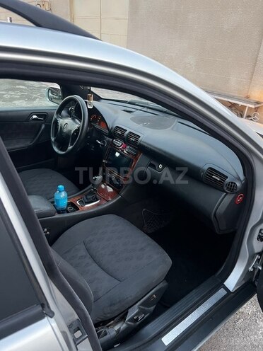 Mercedes C 200 2003, 620,000 km - 2.2 l - Tovuz