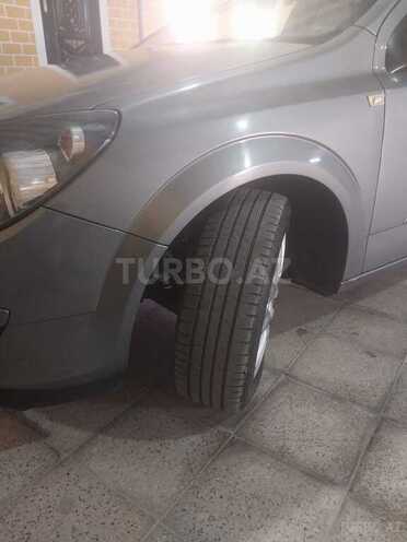 Opel Astra 2005, 300,000 km - 1.8 l - Bakı