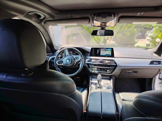 BMW 530 2017, 220,000 km - 2.0 l - Quba