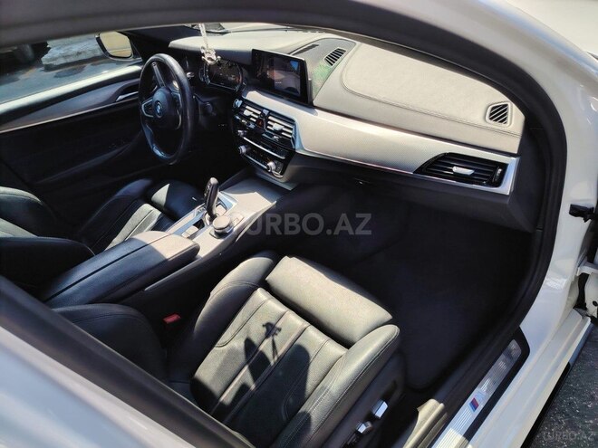 BMW 530 2017, 220,000 km - 2.0 l - Quba