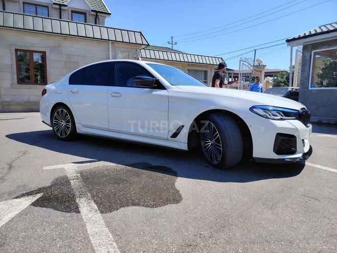 BMW 530 2017, 220,000 km - 2.0 l - Quba