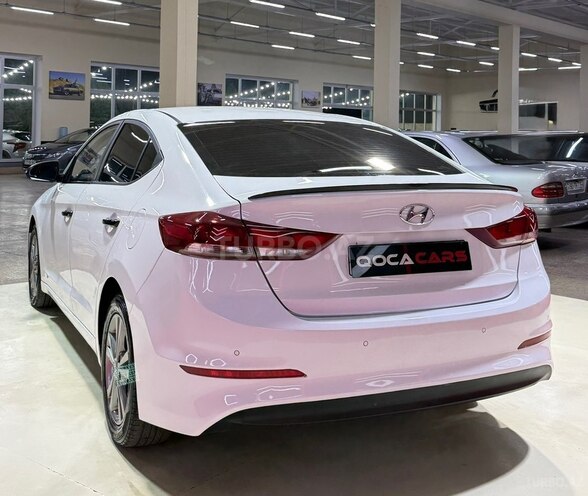 Hyundai Elantra 2017, 220,444 km - 1.6 л - Sumqayıt