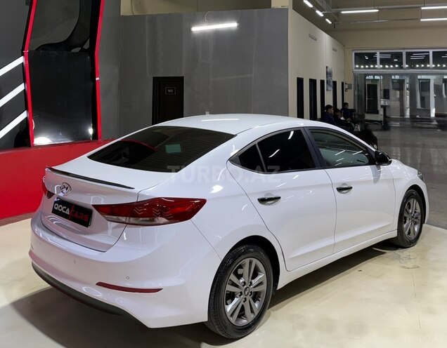 Hyundai Elantra 2017, 220,444 km - 1.6 л - Sumqayıt