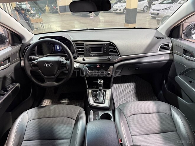 Hyundai Elantra 2017, 220,444 km - 1.6 л - Sumqayıt