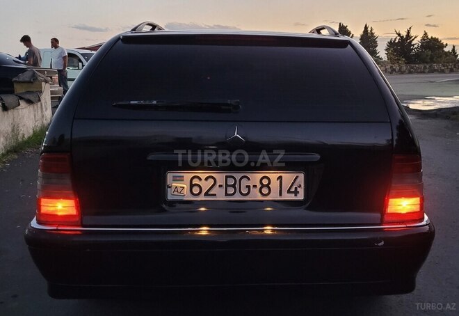 Mercedes C 250 1997, 324,965 km - 2.5 l - Zaqatala