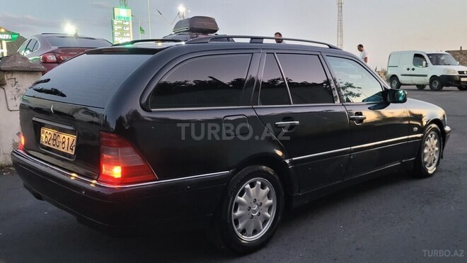 Mercedes C 250 1997, 324,965 km - 2.5 l - Zaqatala