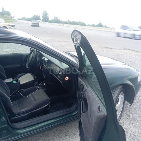 Opel Vectra 1998, 431,663 km - 1.6 l - Ucar