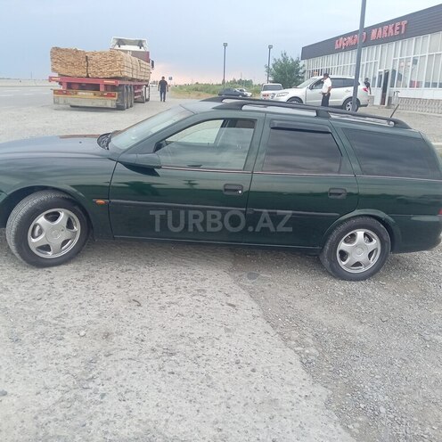 Opel Vectra 1998, 431,663 km - 1.6 l - Ucar