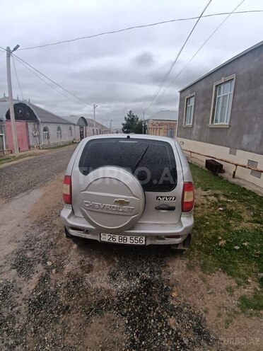 Chevrolet Niva 2005, 297,000 km - 1.7 l - Göygöl