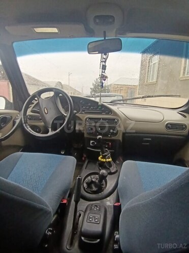 Chevrolet Niva 2005, 297,000 km - 1.7 l - Göygöl