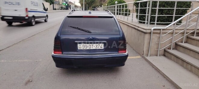 Mercedes C 220 2000, 325,000 km - 2.2 l - Sumqayıt