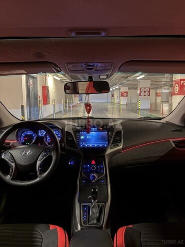 Hyundai Elantra 2016, 185,075 km - 1.8 л - Bakı