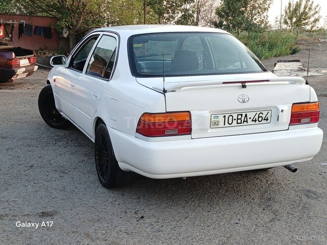 Toyota Corolla 1994, 180,769 km - 1.3 l - Beyləqan