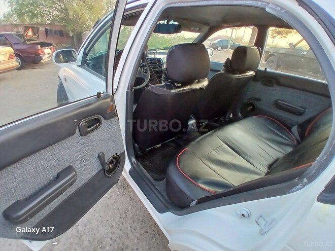 Toyota Corolla 1994, 180,769 km - 1.3 l - Beyləqan