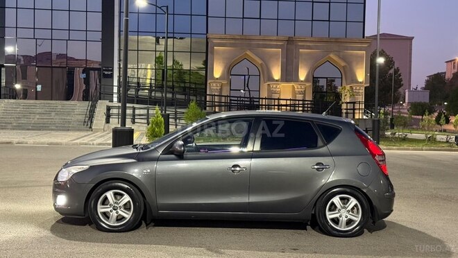 Hyundai i30 2008, 327,000 km - 1.6 l - Naxçıvan