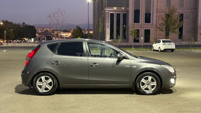Hyundai i30 2008, 327,000 km - 1.6 l - Naxçıvan