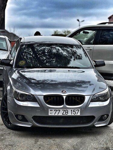 BMW 520 2006, 402,000 km - 2.0 l - Bakı
