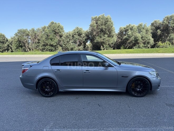 BMW 520 2006, 402,000 km - 2.0 l - Bakı