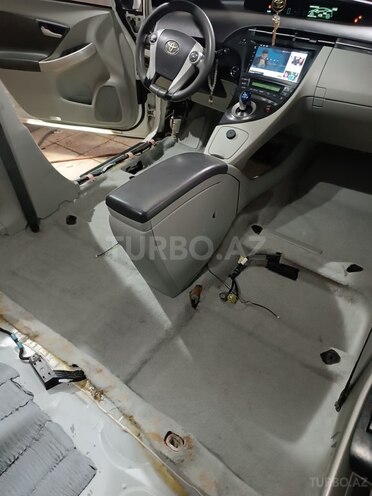 Toyota Prius 2010, 250,854 km - 1.8 l - Gəncə