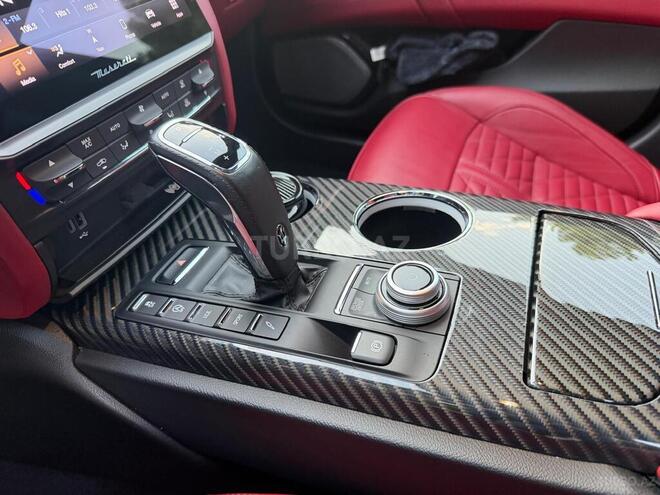 Maserati Quattroporte 2021, 117,000 km - 3.0 l - Bakı